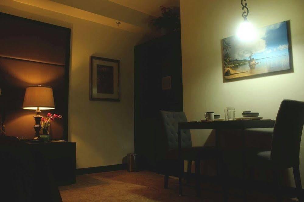 One Pacific Hotel Tamuning Luaran gambar