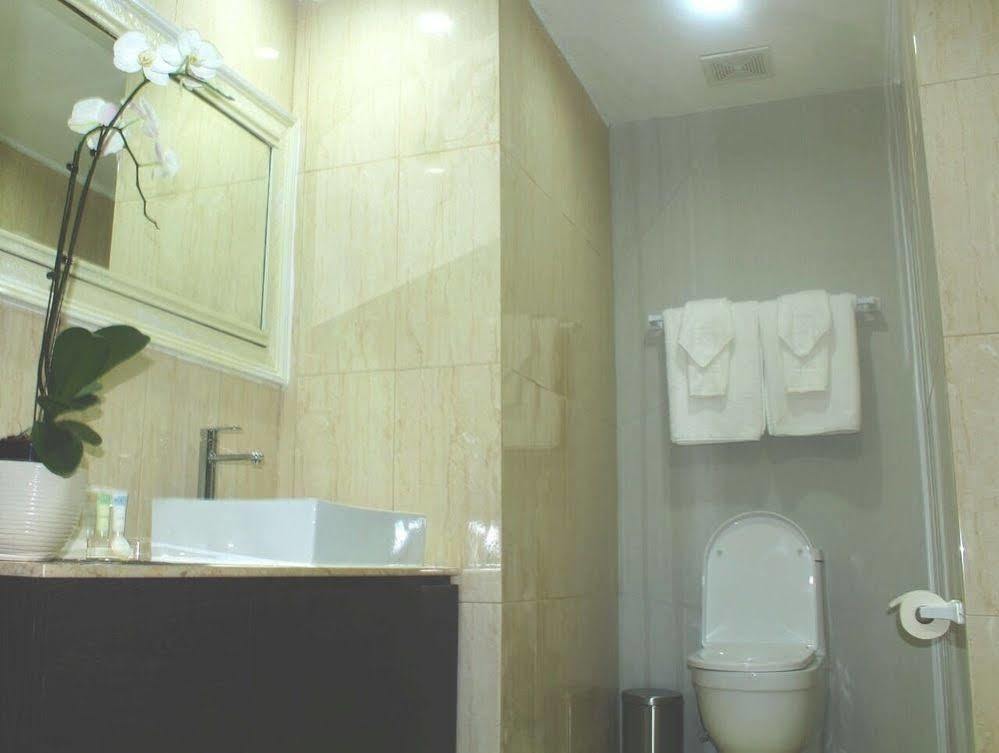 One Pacific Hotel Tamuning Luaran gambar