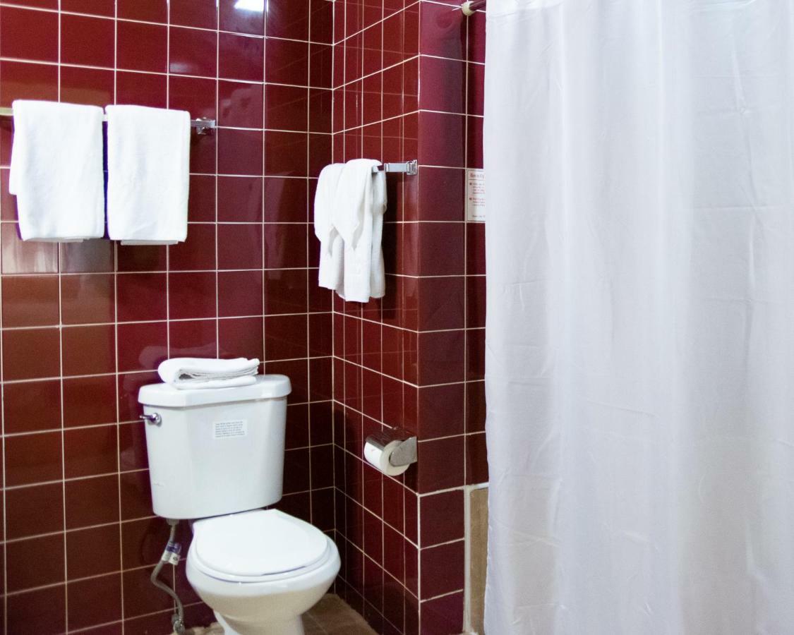 One Pacific Hotel Tamuning Luaran gambar